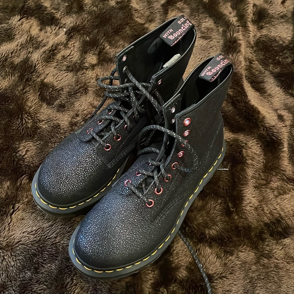 New Dr. Martens 1460 Bejeweled Leather Boot Black Bejeweled size 7